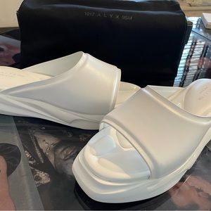 1017 ALYX 9SM White Pool Slides